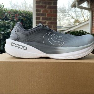 Topo Women's Phantom 4 Running Shoes - Gray